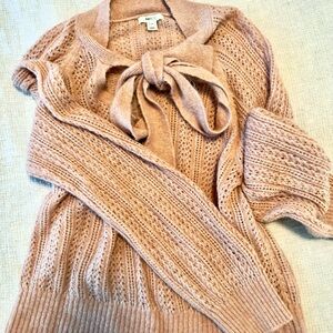 RW&Co Women's Pink Sweater (new-like condition)